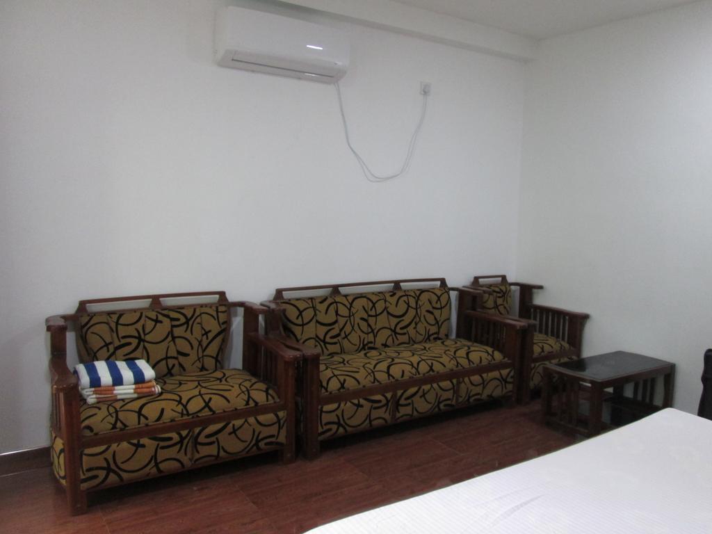 Rainbow Guest House Hikkaduwa Zewnętrze zdjęcie