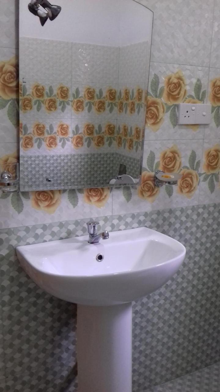 Rainbow Guest House Hikkaduwa Zewnętrze zdjęcie