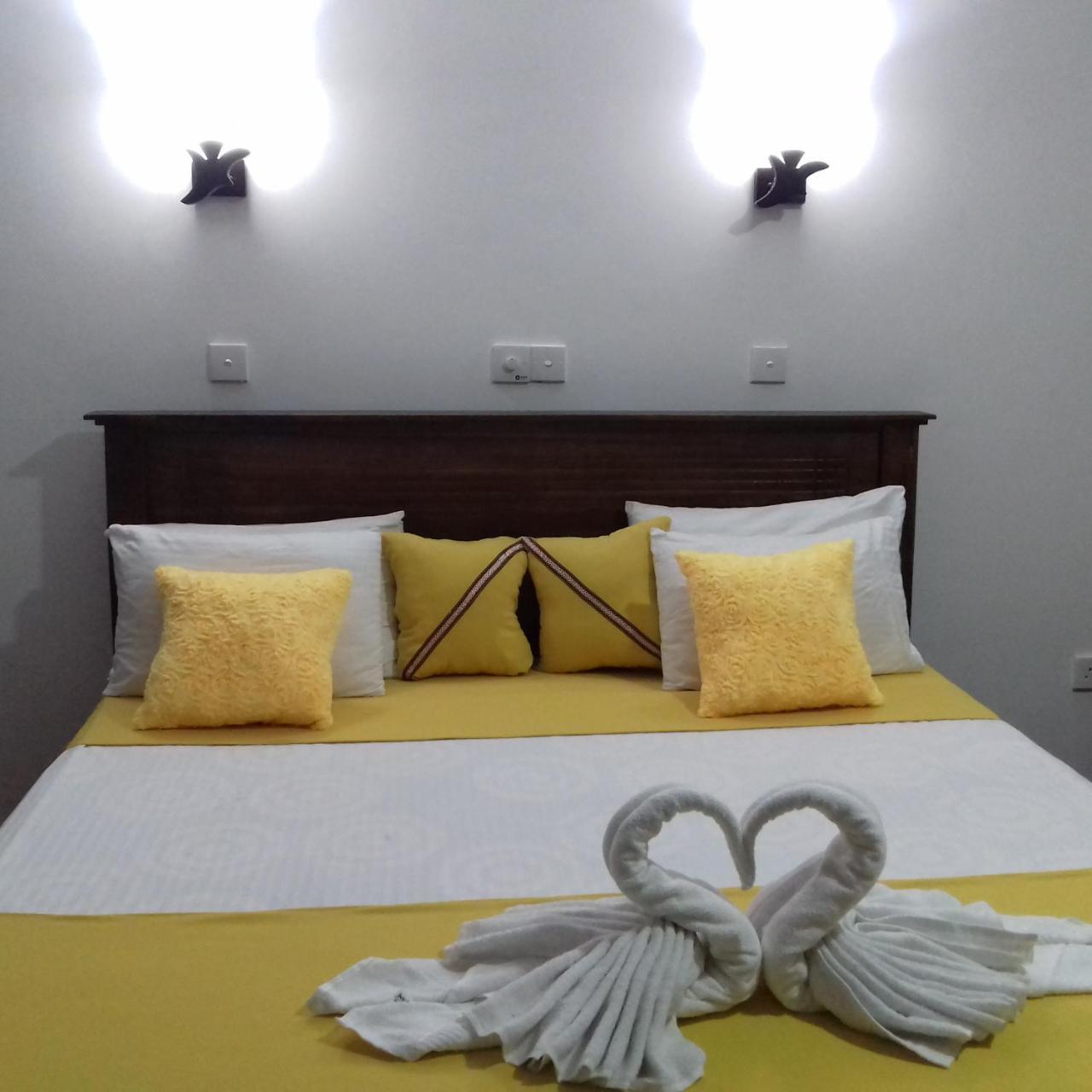 Rainbow Guest House Hikkaduwa Zewnętrze zdjęcie
