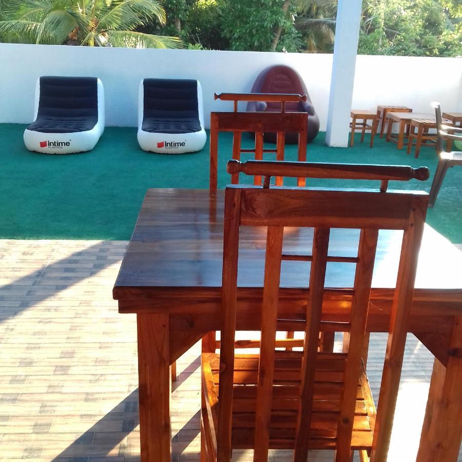 Rainbow Guest House Hikkaduwa Zewnętrze zdjęcie